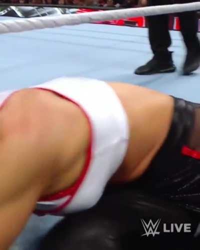 Trish Stratus