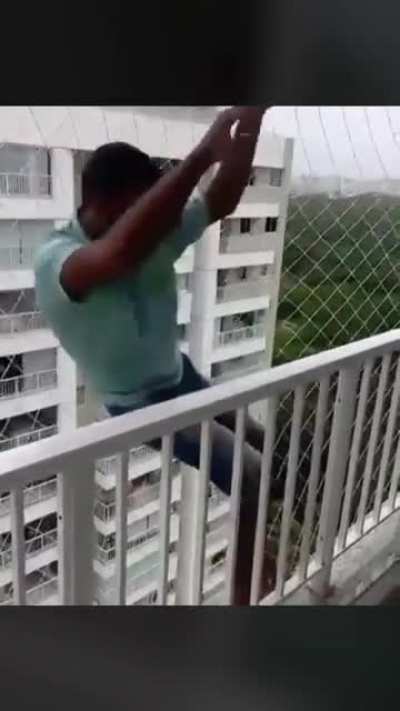 this is safe let me demonstrate