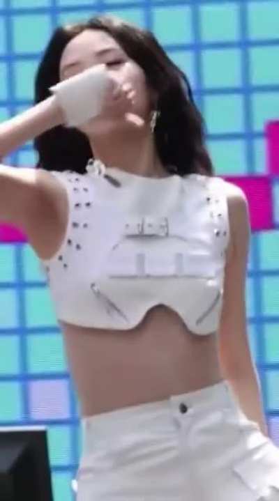 ITZY - Ryujin