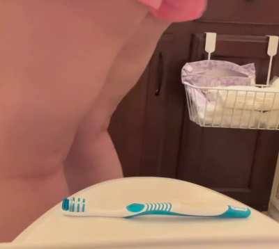 Your gf farts on your toothbrush for forgetting Valentine&rsquo;s Day 😈