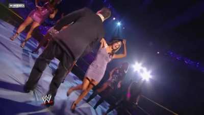 AJ Lee sultry dance