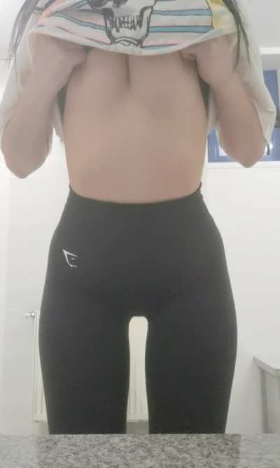 What guys at the gym don't see...unless they are peeking in girls bathroom Drop