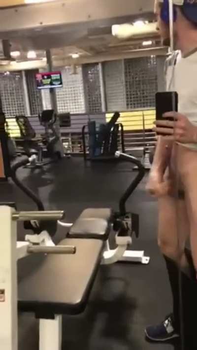 Anyone wanna be my gym buddy? (M)