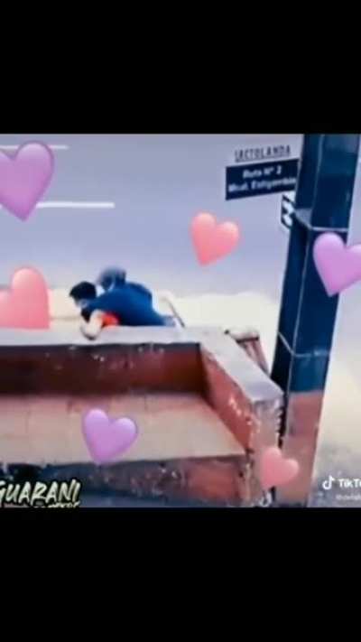 😳👉👈😳