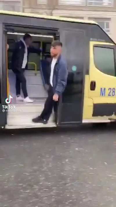 S&uacute;bale s&uacute;bale hay lugares
