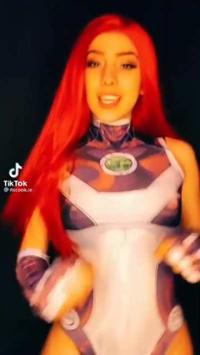 A thot cosplaying as a thot, whats not to like