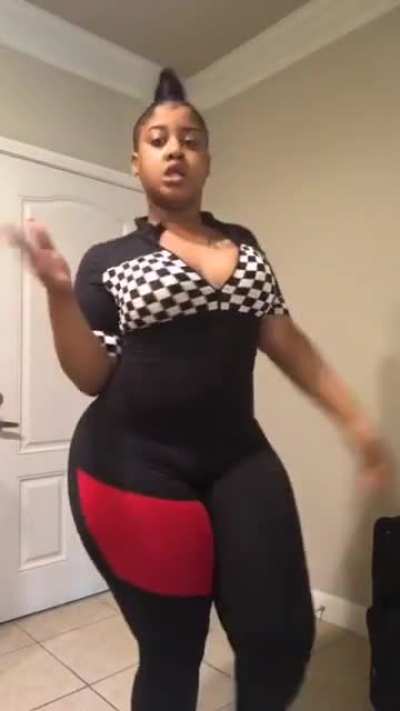 GB thick azz