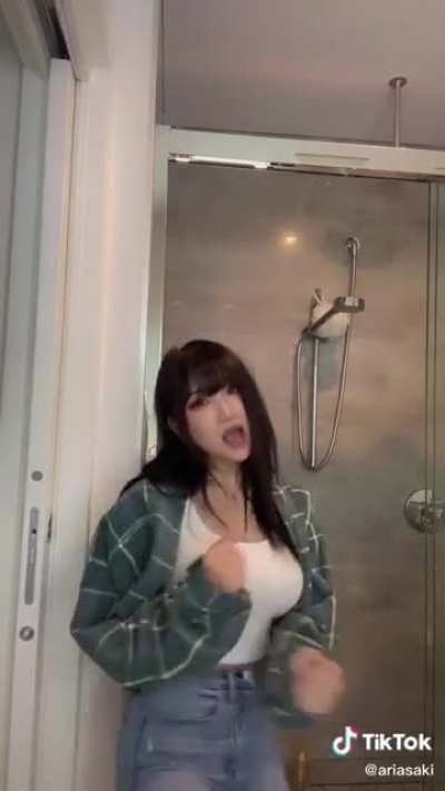 Aria&rsquo;s Russian Roulette v2
