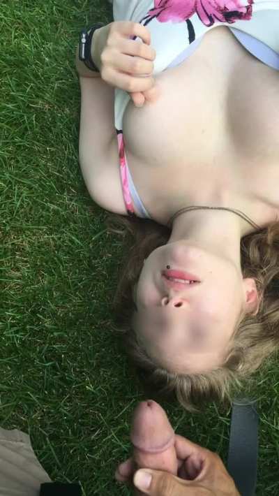 Reddit fan wanted me to try some &lsquo;adventurous&rsquo; stuff with his girlfriend so toward the end of my last visit we went for a walk in the park 💦😉