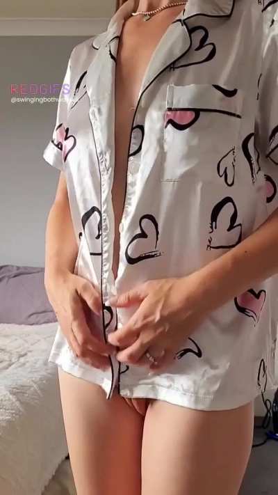 Quick the kids are playing, you can come play with me 😉 (38f) 