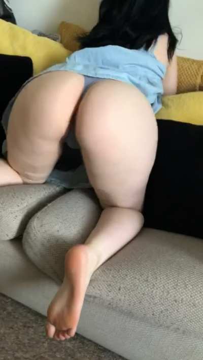 I&rsquo;ve got a big surprise under my dress for you..