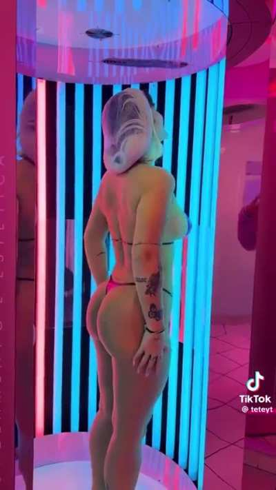 Sthefany Oliveira gostosa do kralho