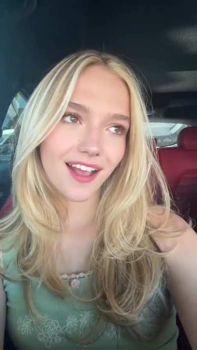 Blonde Jayden