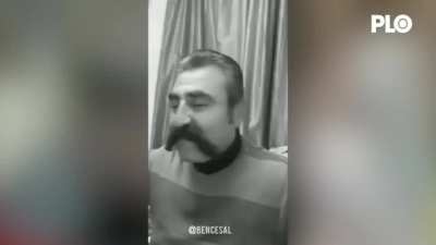 Videonun originini buldum tamamini izlemek istemeyenler 3:03'e sarsin direk