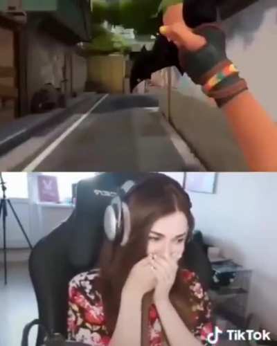 😳
