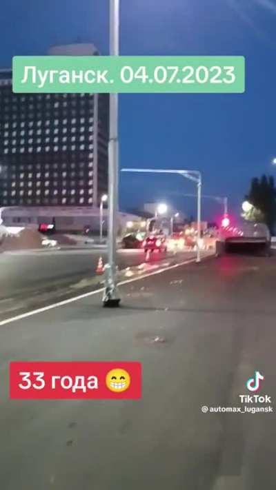 ru pov: "I did not see this for last 33 years (since independence of Ukraine from USSR) - new asphalt, new street lights, new traffic lights" - inhabitant of Lugansk enjoy reconstruction of city infrastructure after reunification with Russia