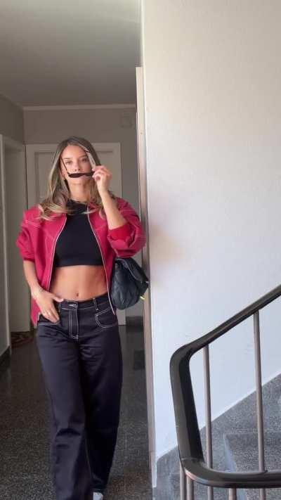 'Fit check' - TikTok April 2026