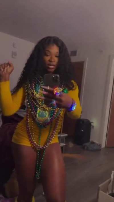 I&rsquo;m not missing Mardi Gras this year lol I can&rsquo;t wait til Fat Tuesday 🤪💛💜💚