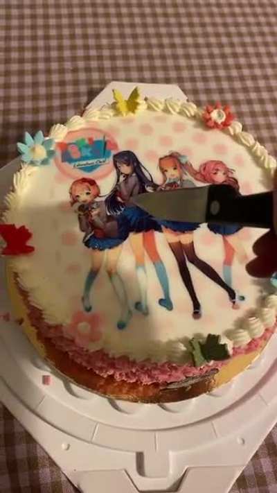 Meanwhile Yuri: "YEAH, COME ON, DO IT!"