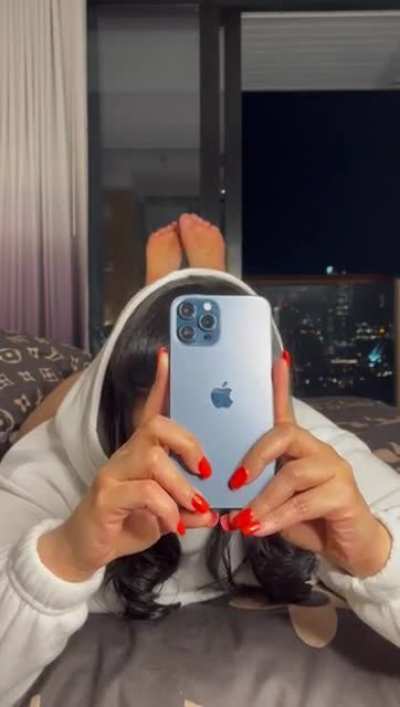 Why does TikTok keep 🚫 this? Too much 🍑 to be a 👯&zwj;♀️? 🤷🏻&zwj;♀️