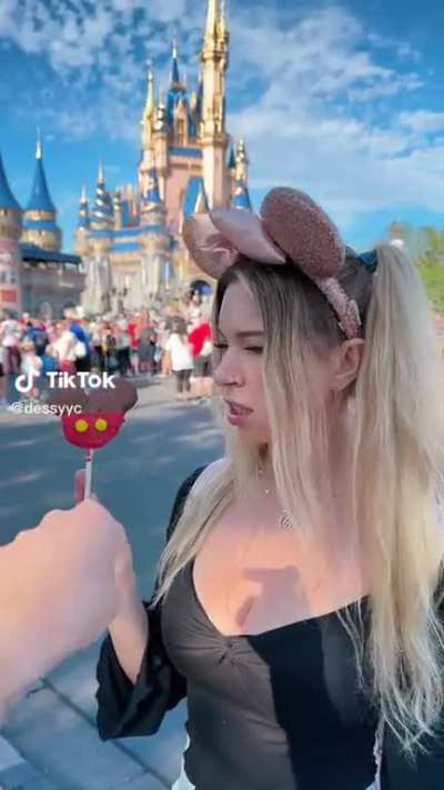 TikTok Nov 17