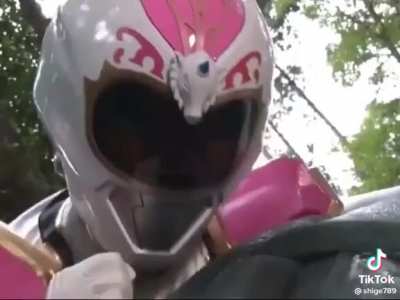 I don&rsquo;t remember this episode of Power Rangers.