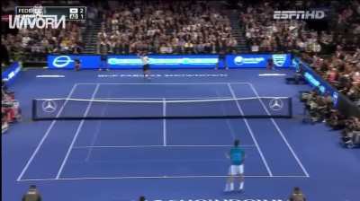 Roddick imitates Nadal after a fan from the crowd says &ldquo;Let&rsquo;s go Rafa!&rdquo;