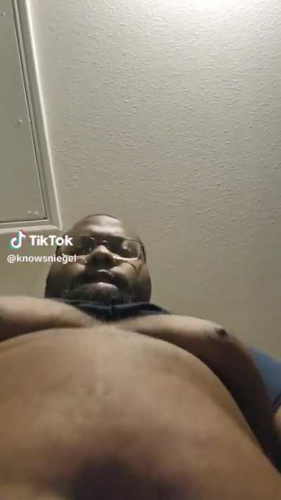 Who did it better brucehitemup or this guy?