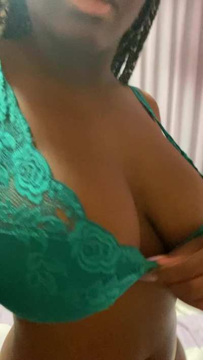 Too shy and insecure for posting nudes&hellip; Hope you still like my video🙄