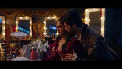 Mrunal thakur little bouncing