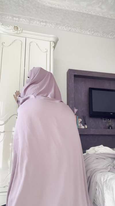 How far would you push this chubby hijabi to break every political and religious rule?