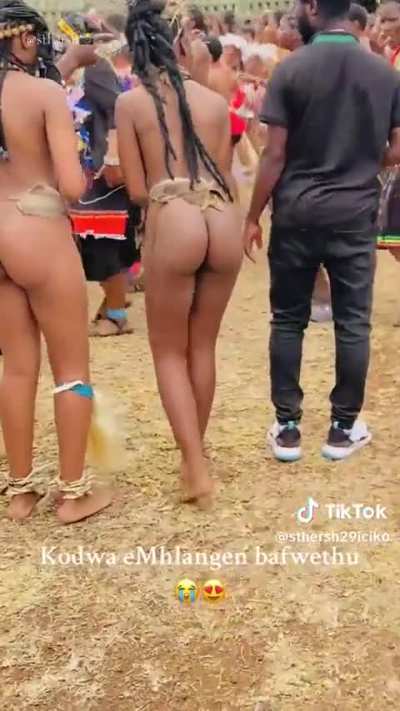Ass 🍑