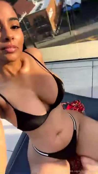 🤤