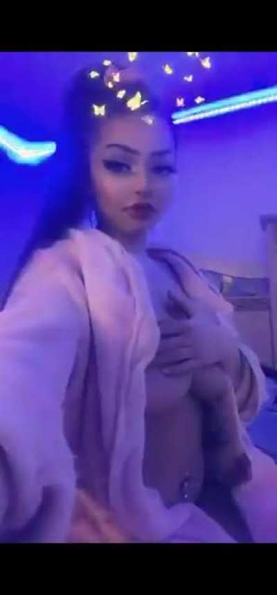 Boobs babe pt2