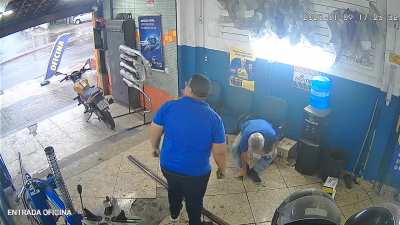 WCGW with trying the same mistake