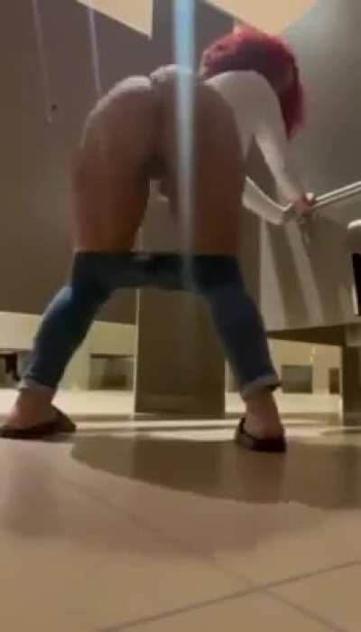 Sexy dance