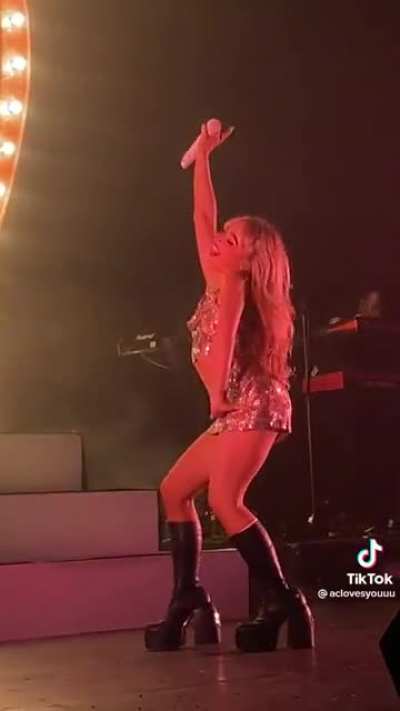 Sabrina Carpenter