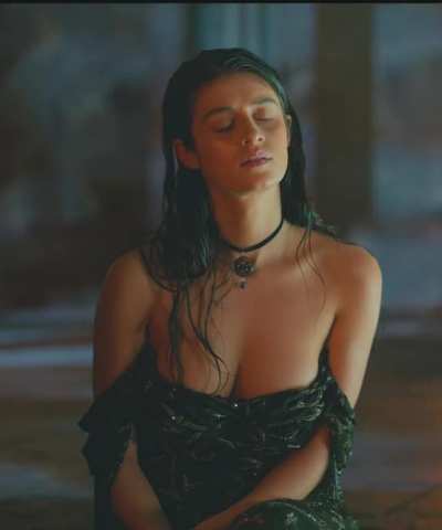 Anya Chalotra