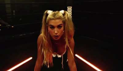 Hailey Baldwin