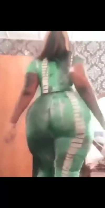 sh!T ! big hips, IG: inkedupbaddie, maybe 🤔