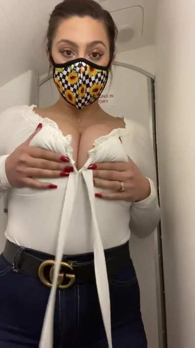 Those tits are 🍒 just gorgeous😍