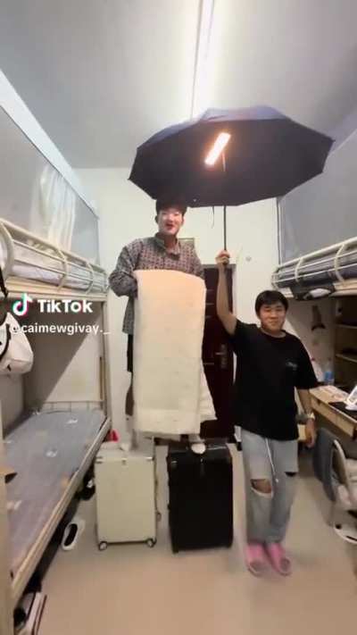 Suitcase yeet