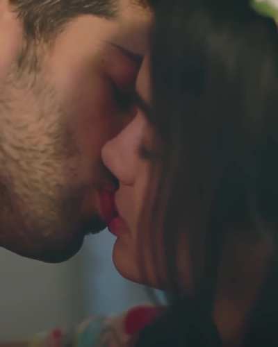 Adah Sharma [The Holiday S01E07]