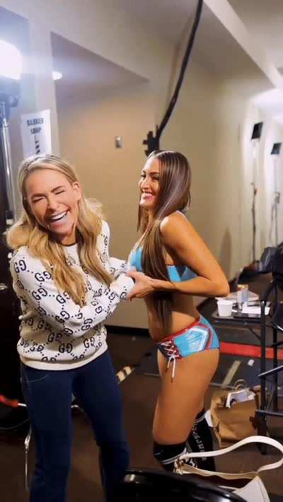 Natalya &amp;amp; Nikki Bella