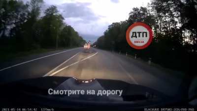 Студентики приехали в город самоубиваться