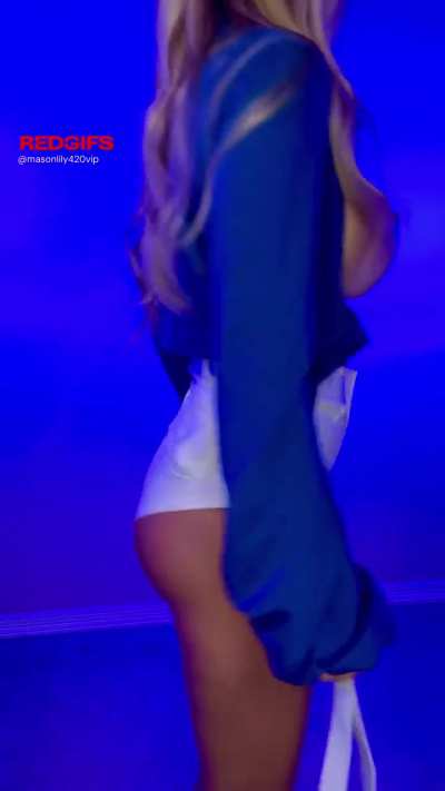 Couldn&rsquo;t make the Dallas Cowboys Cheerleader squad cause my tits were too big