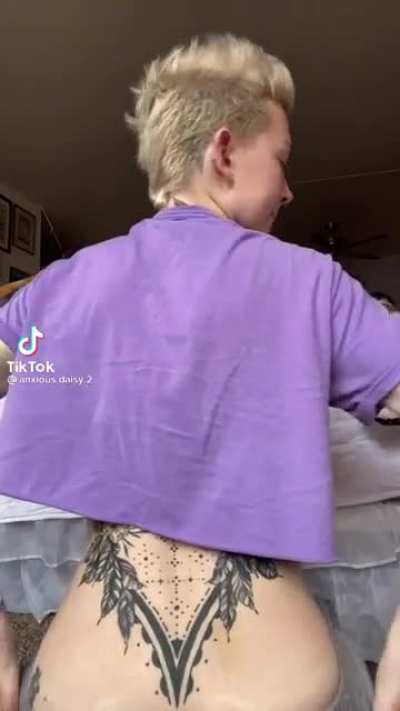 I&rsquo;m not much for tattoos but seeing her sexy back while being behind her or reverse cowboy would be incredible. (Anxious.daisy.2)