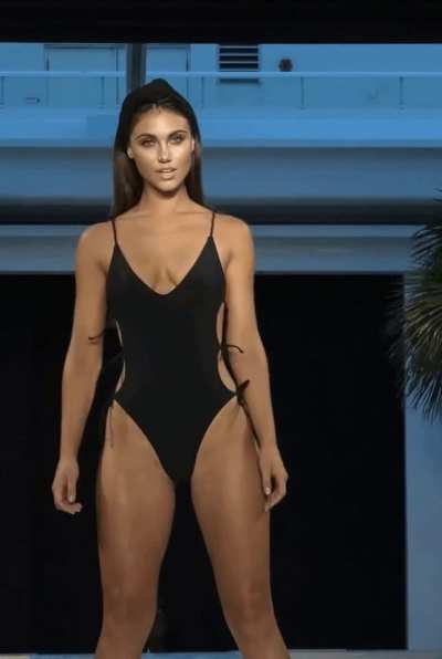 Steph Rayner - LIL and EMM, Miami Swim Week 2019