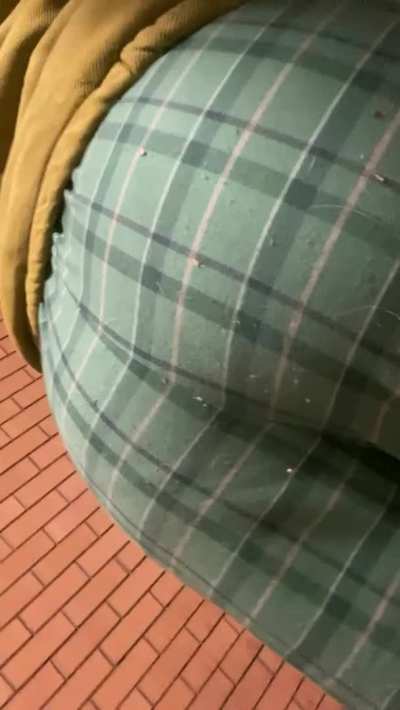 Don&rsquo;t know if the inside or the outside of my pants is dirtier 💨🤭