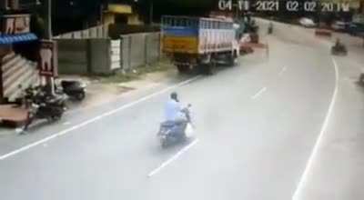 A father-son duo was killed and three others were injured when a bag of country fireworks they were carrying in their motorcycle exploded accidentally at Kottakuppam town ,Tamil Nadu,India on Thursday afternoon. 4/11/2021 (4th November).